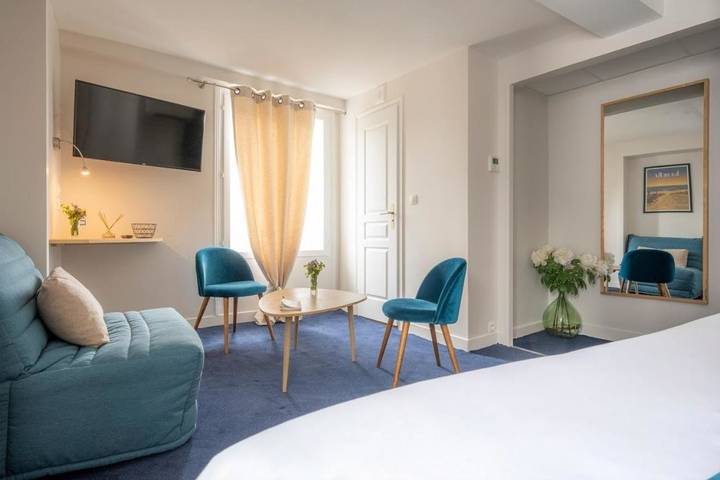 Hôtel pour 2 personnes dans Office De Tourisme De La Rochelle - 4