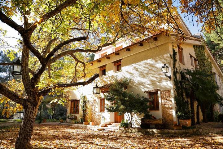 Casa rural para 2 personas, con Terraza y Jardín además de Piscina y Vistas en Segura de la Sierra
