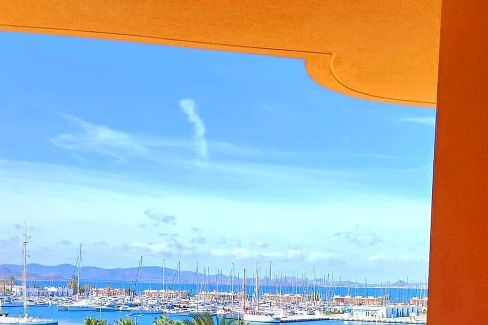 Entire apartment, Nouveau, Grand, Familial in La Manga del Mar Menor, Mar Menor