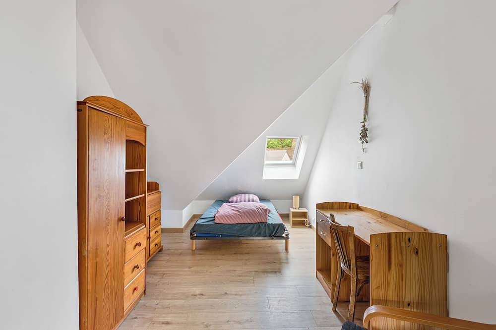 Appartement entier, T2 au deuxieme etage dans le pays Welche. in Lapoutroie, Parc naturel régional des Ballons des Vosges