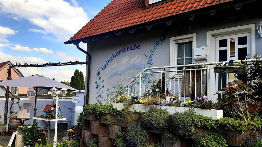 Ferienwohnung für 10 Personen, mit Balkon - 1