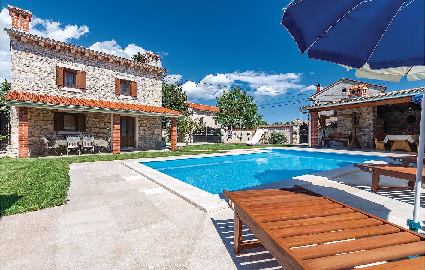 Charmant appartement d'une chambre avec piscine et terrasse, à proximité du centre d'Orbanići in Marčana, Côte Sud d'Istrie