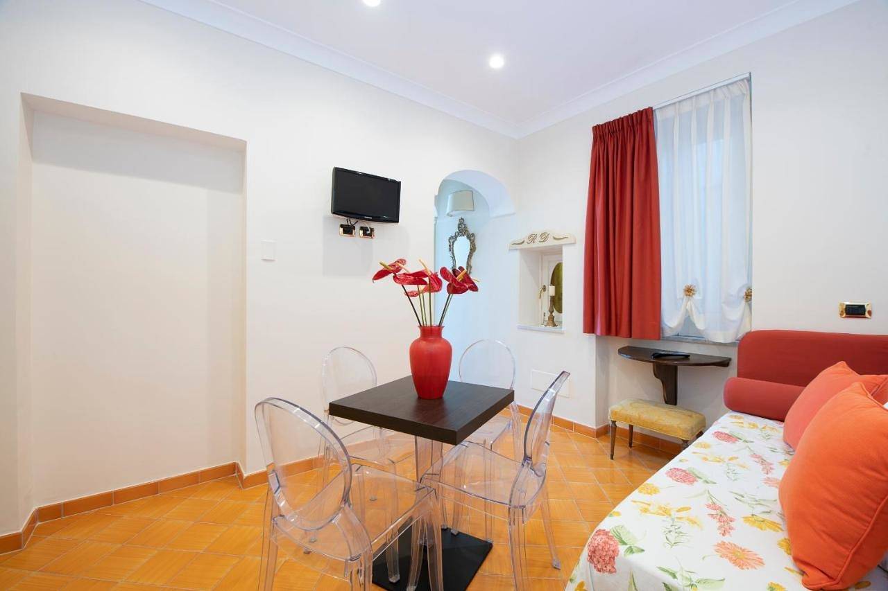 Amalfi Old Square room & apartments , 73 steps from the street in Spiaggia libera Amalfi (Amalfi), Amalfi