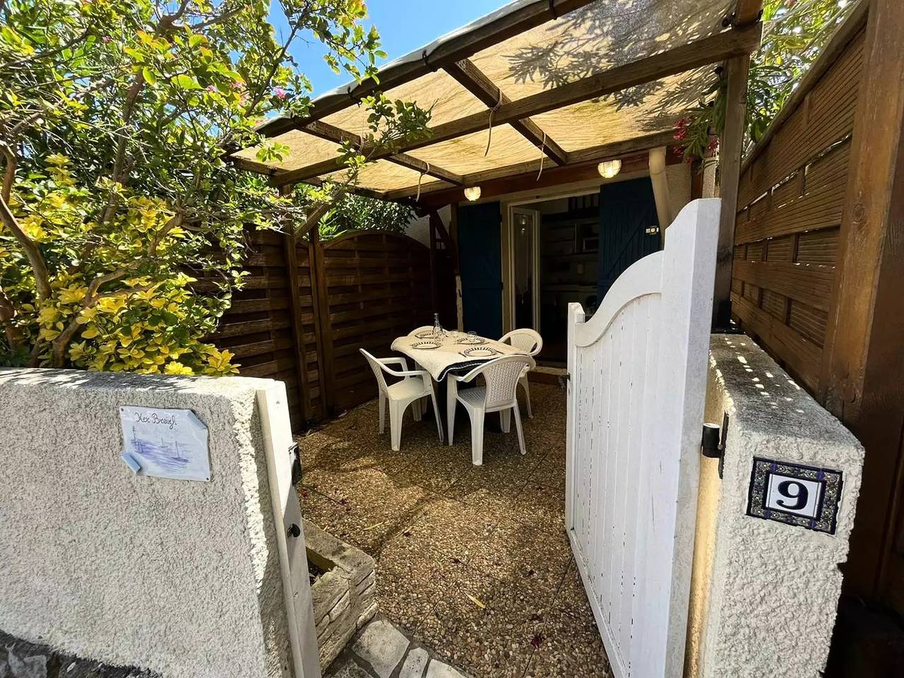 Appartement entier, Pavillon Cosy avec clim Piscine Terrasse in Saint Pierre la Mer, Fleury