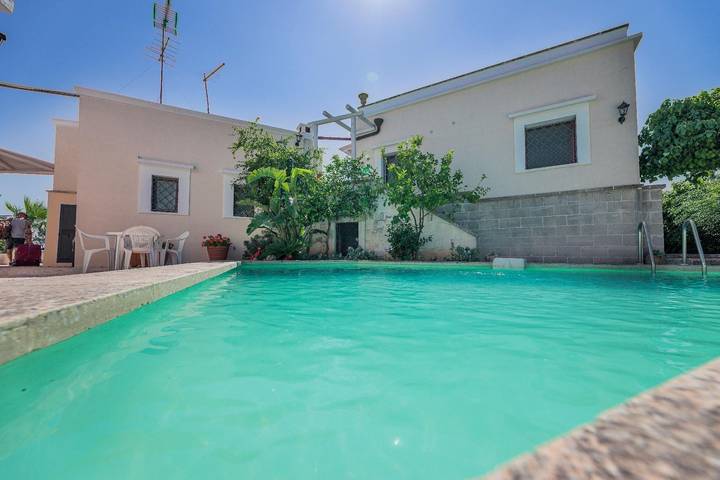 Apartamento de vacaciones para 4 personas, con piscina además de terraza y jardín, Se admiten mascotas - 1