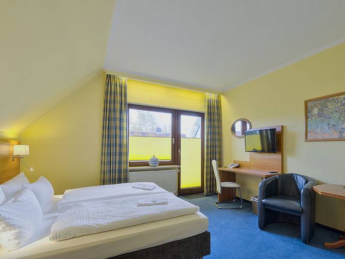 Hotel Morgensonne - Doppelzimmer in Hafen Büsum, Büsum