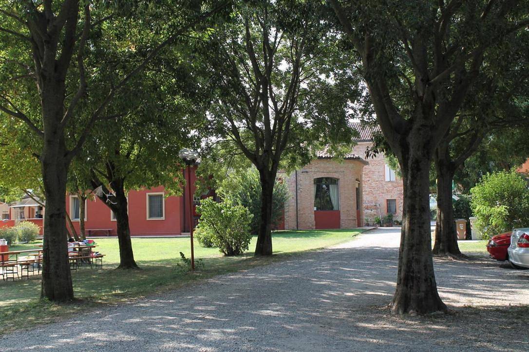 Triple Room with Garden View in Fiorenzuola d'Arda, Province de Plaisance