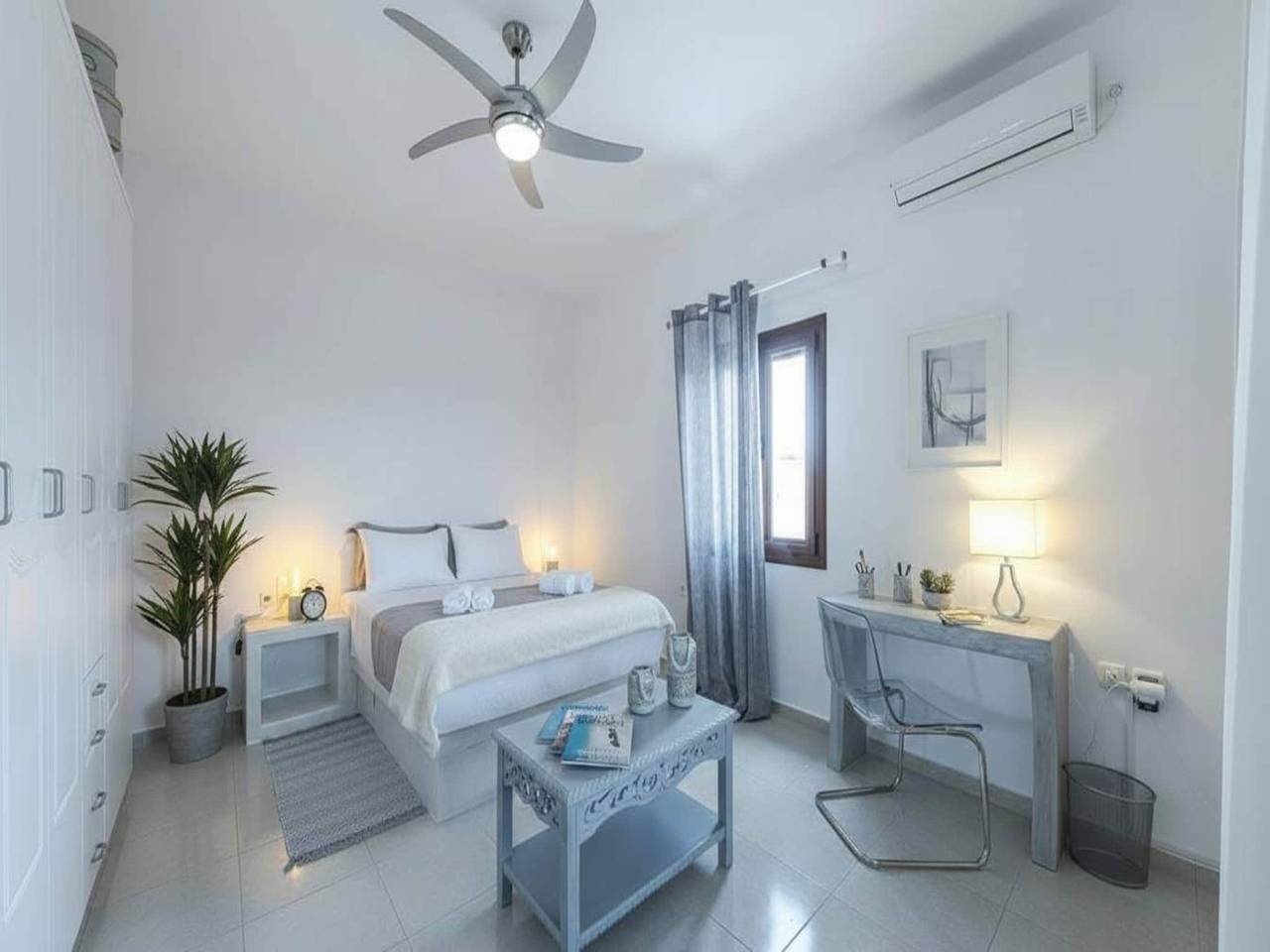 Entire apartment, Apartment near Dinan Center in Megalochori, Santorini