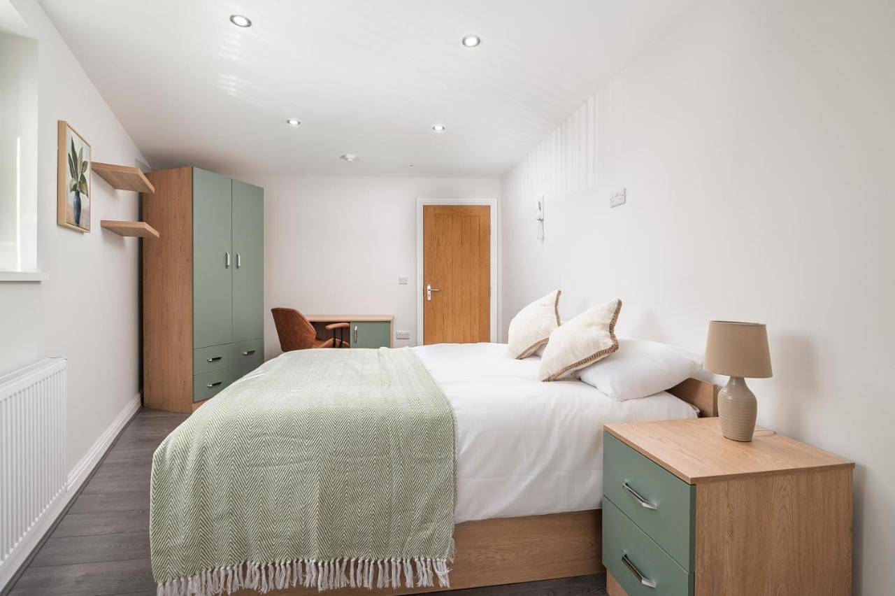 Double Room with Private Bathroom in Bury, Grand Manchester