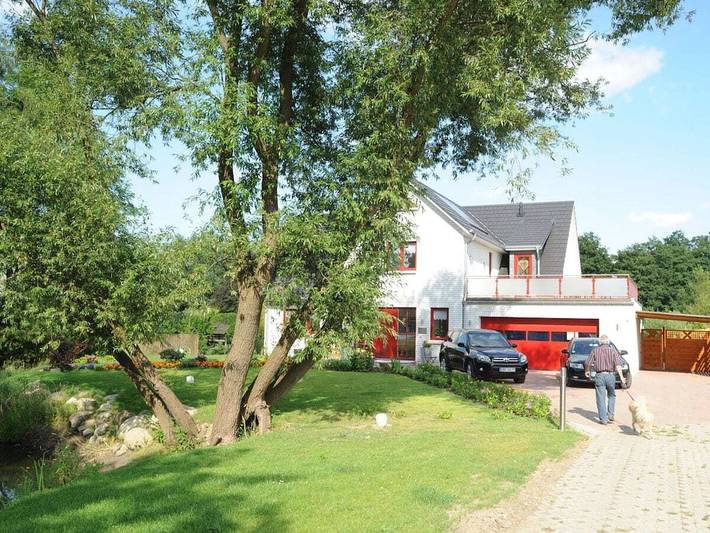 Ferienwohnung mit 3 Schlafzimmer in Warnow - West, Rostock und Umgebung