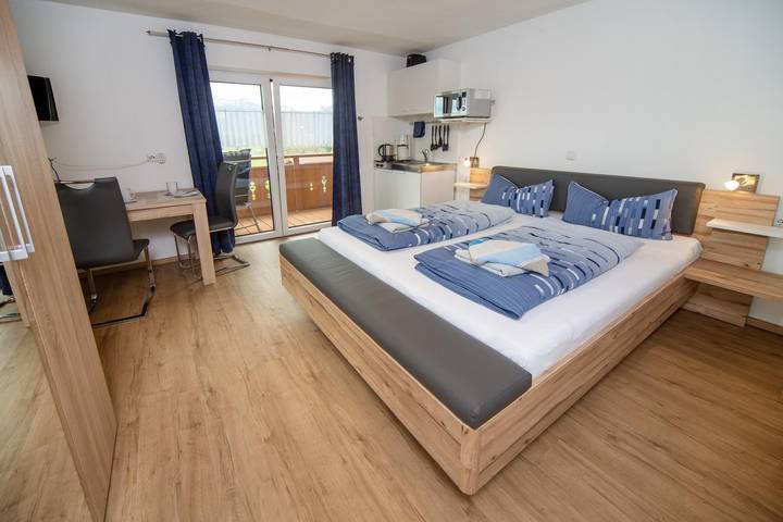 Ferienwohnung für 2 Personen, mit Balkon und Garten in Hopferau - 4