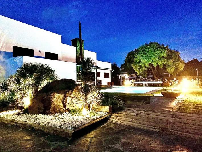 Location de vacances pour 10 personnes, avec Balcon et Jacuzzi ainsi que Terrasse et Jardin à Guadarrama