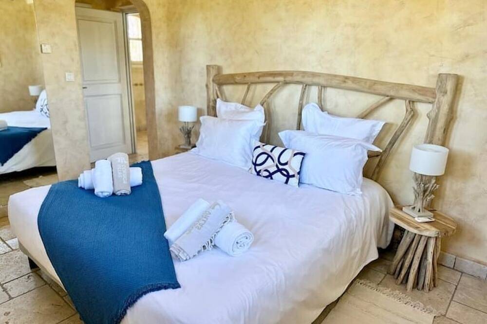Magnificent luxury villa with swimming pool in Porto-Vecchio, Sartène und Umgebung