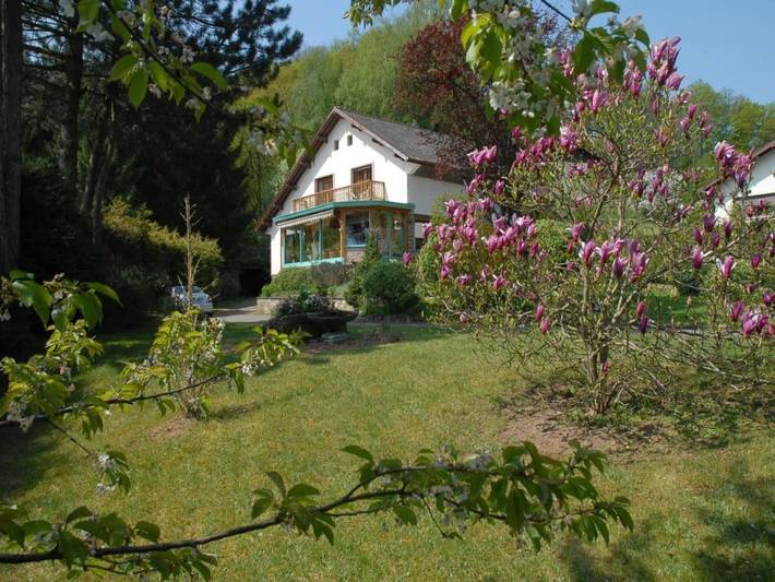 Location de vacances pour 2 personnes, avec Balcon et Terrasse ainsi que Jardin et Sauna à Bitsch