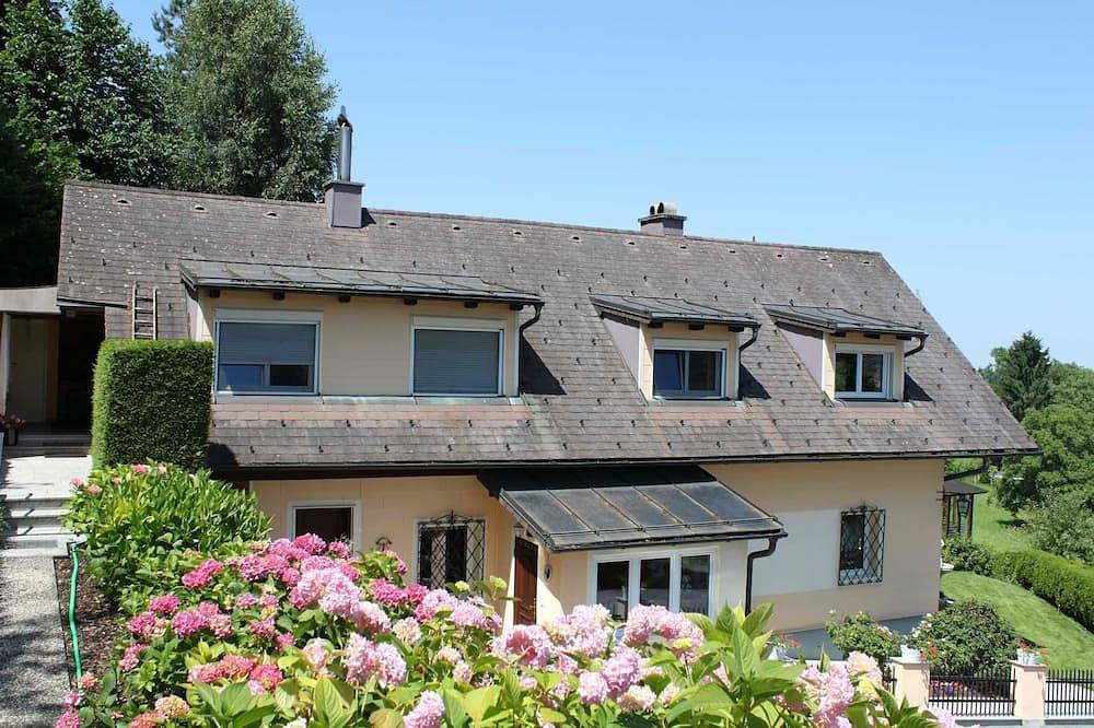 Ganze Wohnung, Appartement Ferienwohnung Bilek - Ferienwohnung mit 1 Schlaf- u. Wohzimmer in Gmunden, Traunviertel