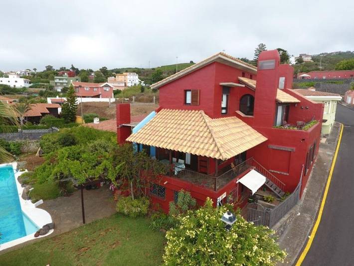 Chalet para 10 personas, con Balcón y Jacuzzi además de Terraza y Jardín en Santa Cruz de Tenerife - 2