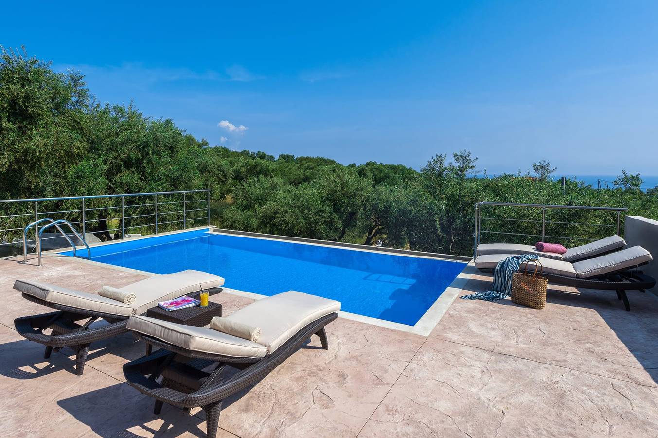 Villa Paliovigla by Villa Plus in Planos, Zakynthos