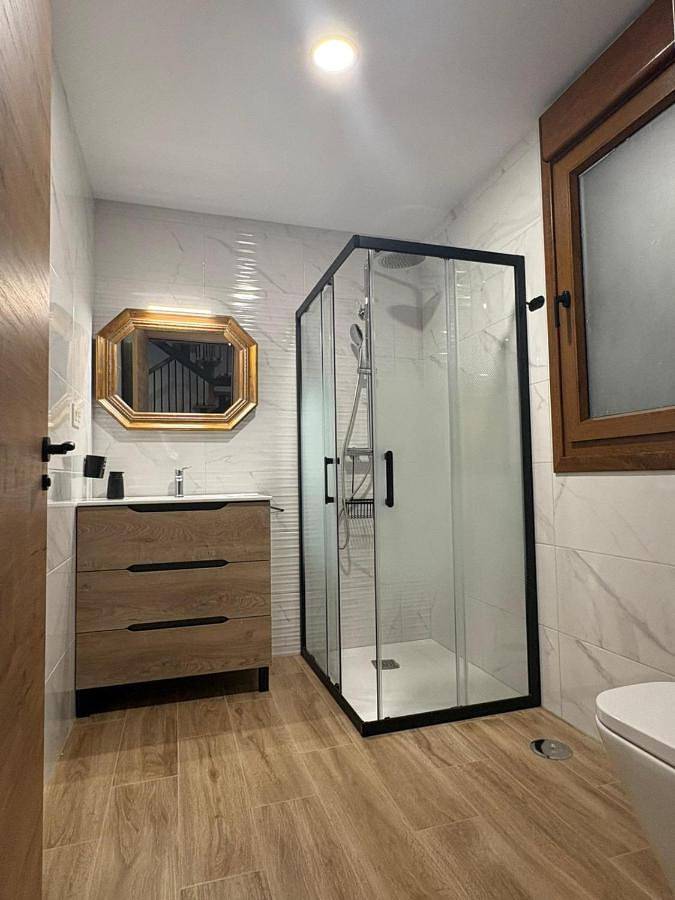 Casa rural para 6 personas, con vistas y jardín en Sariego - 2