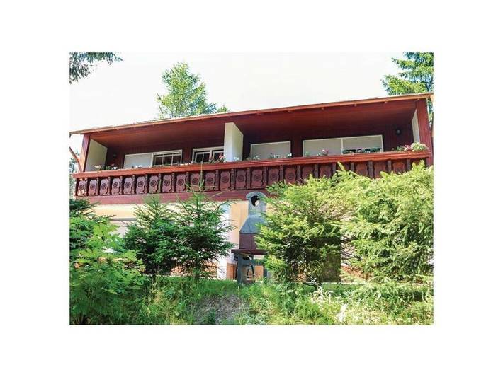 Ferienhaus für 4 Personen, mit Balkon und Terrasse