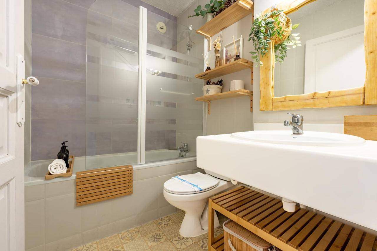 Appartement entier, Loft ideal para parejas en Enveitg in Enveitg, Parc naturel régional des Pyrénées catalanes