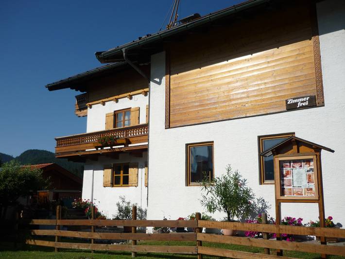 Haus Hörl - Chambre individuelle avec douche/Wc, balcon et Tv in Reit im Winkl, Alpes bavaroises