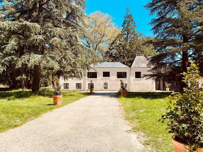 Location de vacances pour 10 personnes, avec jardin ainsi que piscine et vue, animaux acceptés à Pruniers-en-Sologne