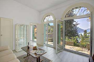 Gîte pour 2 personnes, avec terrasse et vue sur le lac, animaux acceptés à Lugano