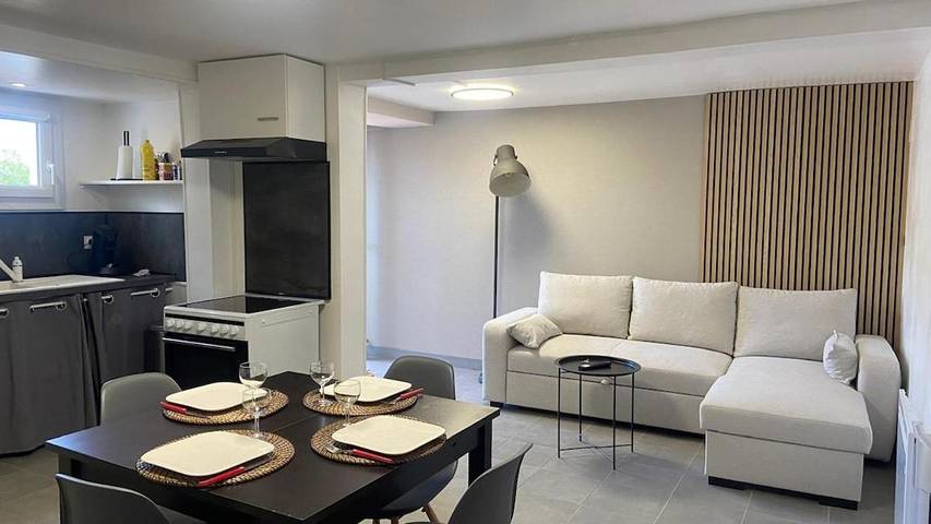 Gîte pour 4 personnes, avec terrasse à Conques-sur-Orbiel