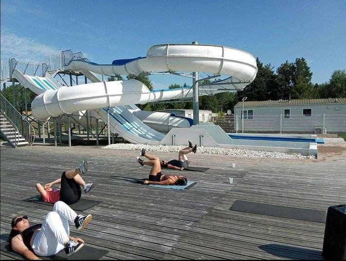 Location de vacances pour 6 personnes, avec piscine à Maresquel-Ecquemicourt