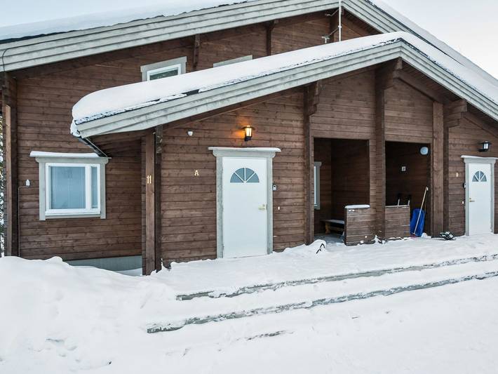 Uulanlinna a, paritalo in Ukkohalla, Kainuu
