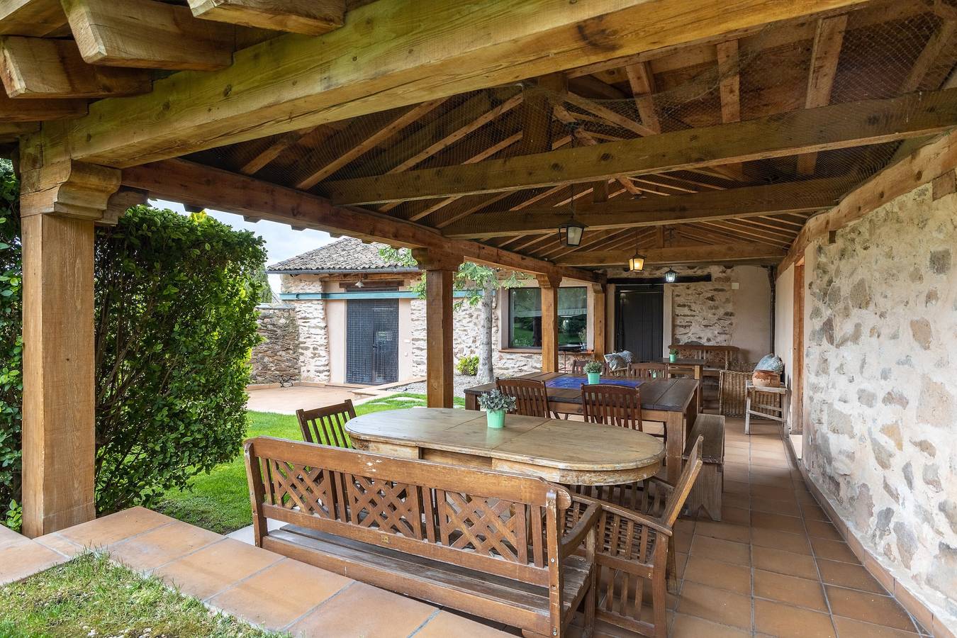 Casa de vacaciones 'La Casona Y Casitas De Tabladillo' con piscina privada, terraza privada y jardín in Santa María la Real de Nieva, Provincia de Segovia