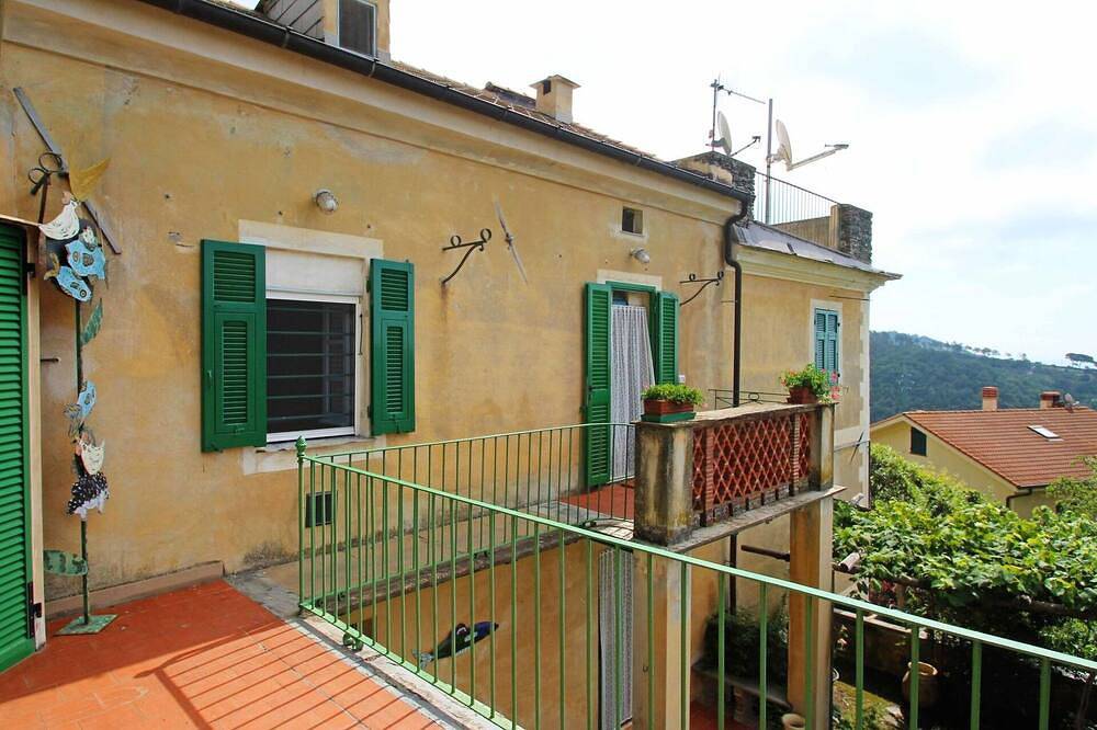 Appartamento intero, Incantevole appartamento per 5 ospiti con Wifi, Tv, terrazza e parcheggio in Sanda (Celle Ligure), Celle Ligure