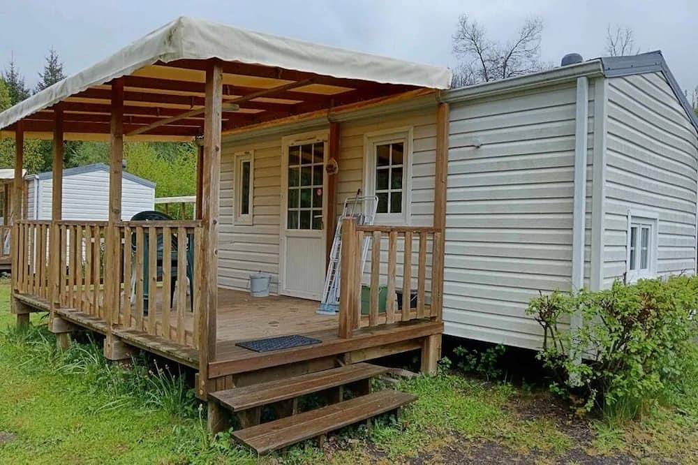 Camping 2 étoiles - ccbgadi in La Tour-d'Auvergne, Parque Natural Regional Volcans d'Auvergne