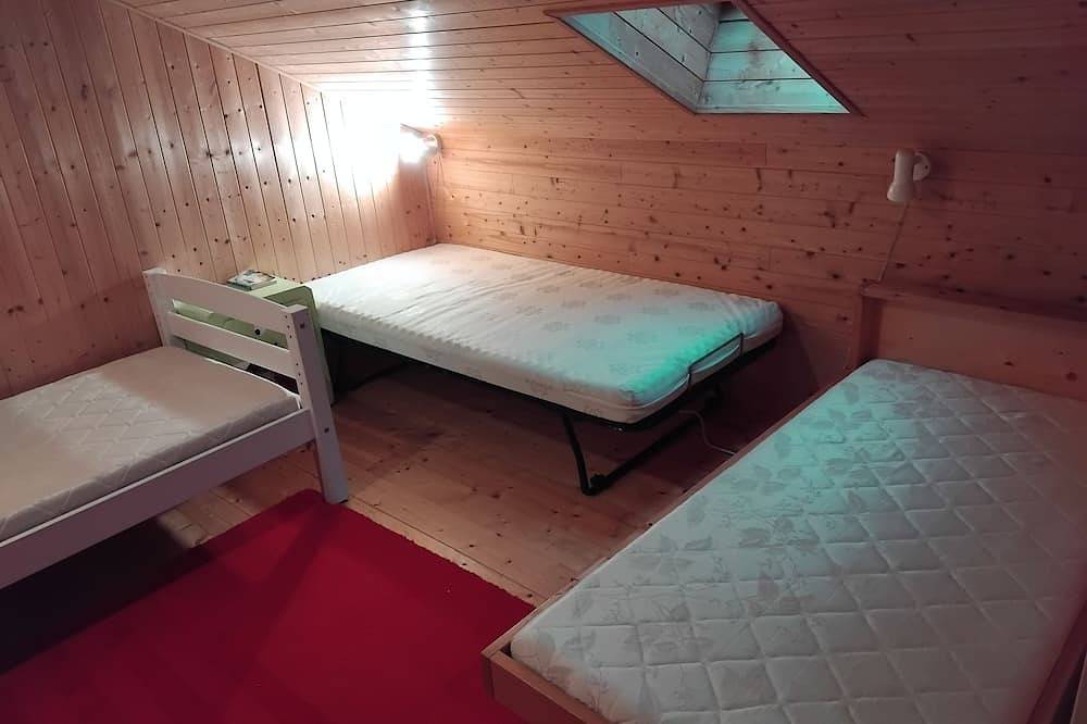 Oasis of Calm: Charming and Peaceful Country House with Children's Games in Morlac, Saint-Amand-Montrond