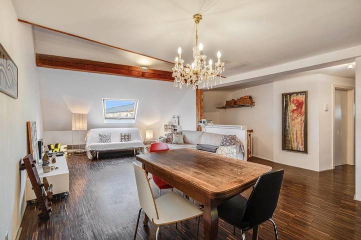 B&B für 5 Personen, mit Balkon und Terrasse sowie Ausblick in Basel