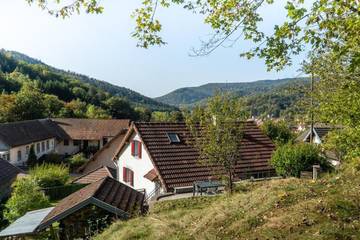 Gîte pour 6 personnes, avec vue et terrasse à Plancher-les-Mines