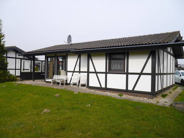 Bungalow für 6 Personen, mit Garten und Terrasse