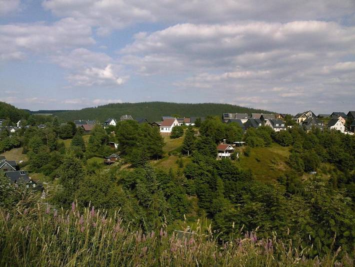 Ferienwohnung für 2 Personen, mit Terrasse und Garten in Lauscha