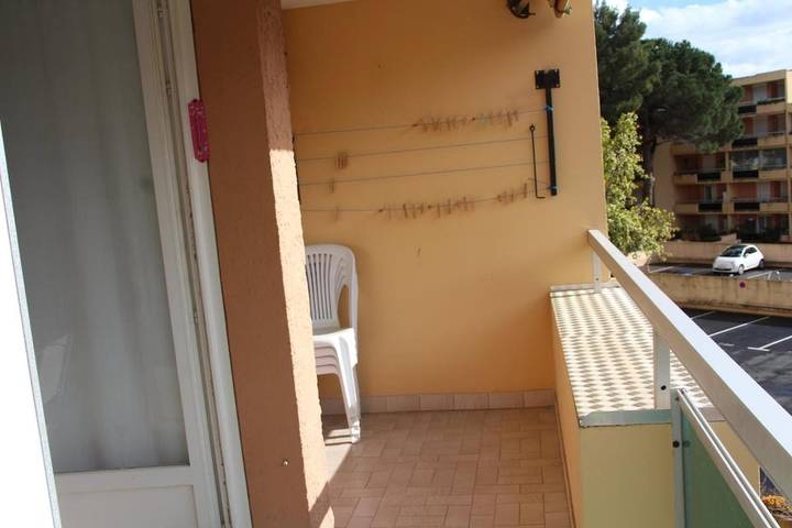 Gîte pour 6 personnes, avec jardin dans Office De Tourisme De Bormes Les Mimosas - Le Port - 3