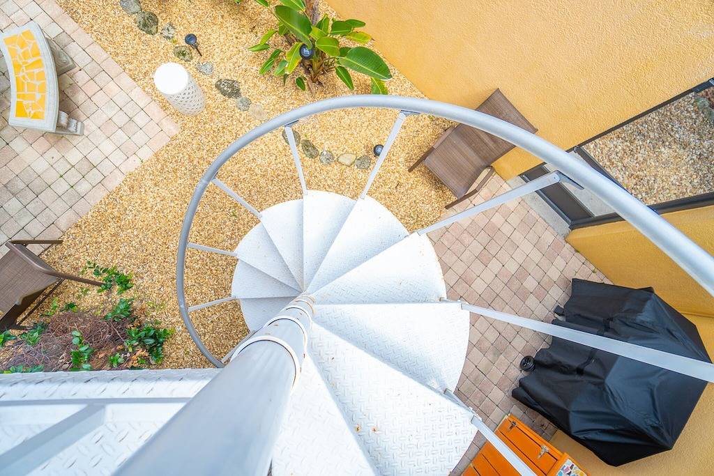 Joy Joy's Vilano Beach | 5-min walk to quiet beach in Vilano Beach, St. Johns County