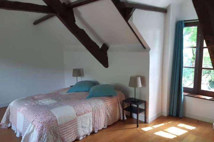 Location de vacances pour 4 personnes, avec jardin et piscine, animaux acceptés à Léhon - 4