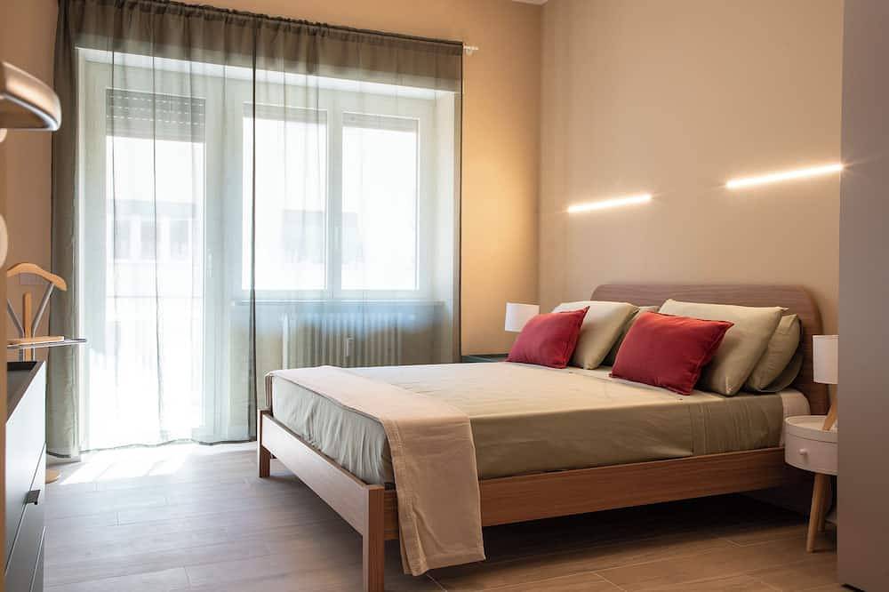 Appartamento intero, Casa Nexa: ambiente caldo e moderno, ideale per soggiorni business in Roma, Provincia di Roma