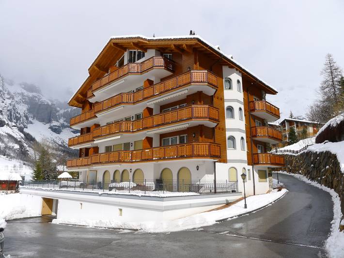 Ferienwohnung für 5 Personen, mit Balkon und Ausblick in Leukerbad