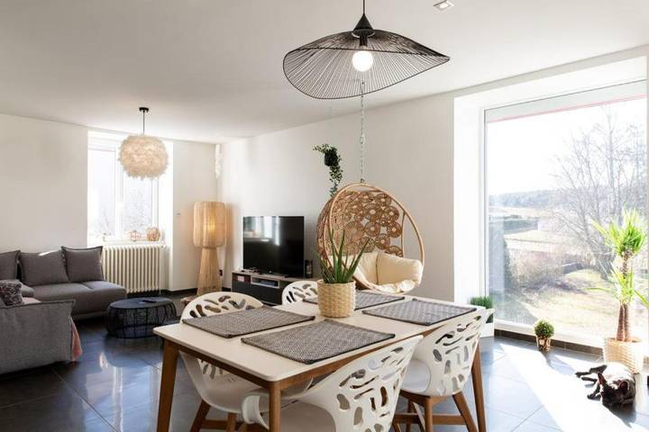 Location de vacances pour 6 personnes, avec jardin ainsi que piscine et terrasse dans Lac de Naussac - 3