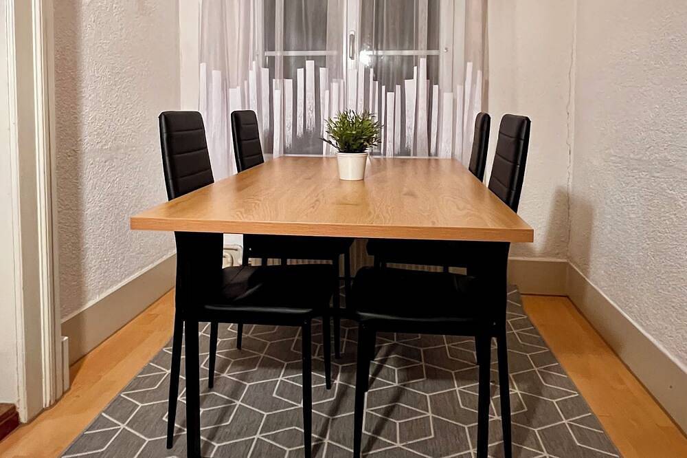 Ganze Wohnung, Thun Apartment – Nähe See, Bahnhof, Skigebiete und Interlaken in Thun, Thunersee