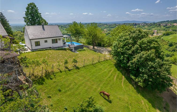 Chalet für 8 Personen, mit Ausblick und Garten sowie Pool und Terrasse, mit Haustier in Kroatien - 3