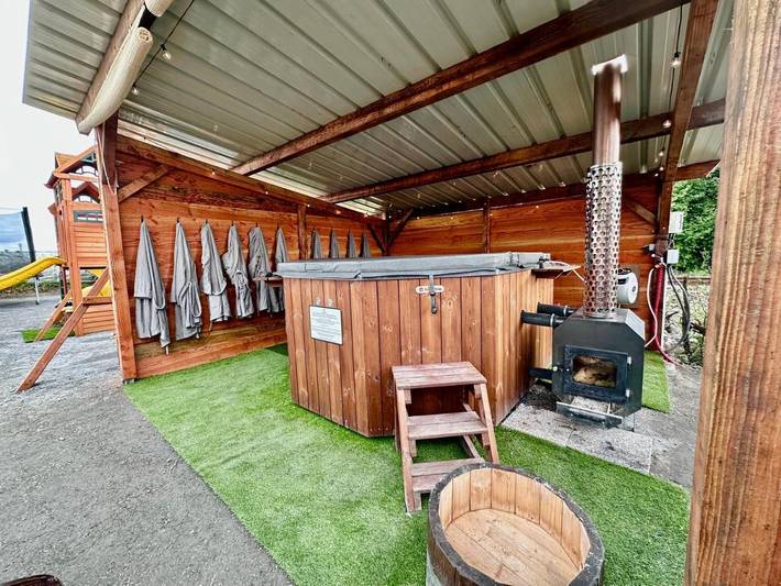 Chalet pour 10 personnes, avec Jacuzzi ainsi que Terrasse et Jardin dans Meurthe-et-Moselle - 2