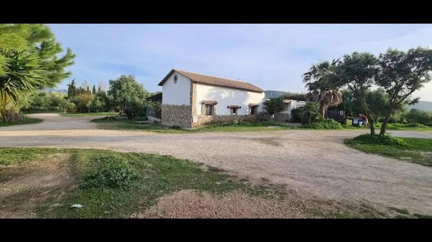Casa rural para 6 personas, con Terraza y Jardín además de Piscina y Vistas al lago en Algar