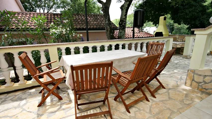 Ferienwohnung für 6 Personen, mit Terrasse