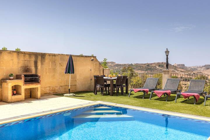Ta Lucija Sleeps 4 with Private Pool in Xaghra, Gozo